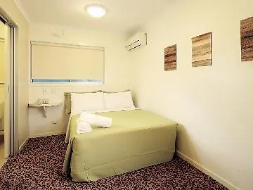 Snooze Inn Fortitude Valley Motel