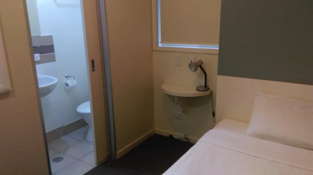 Snooze Inn Fortitude Valley