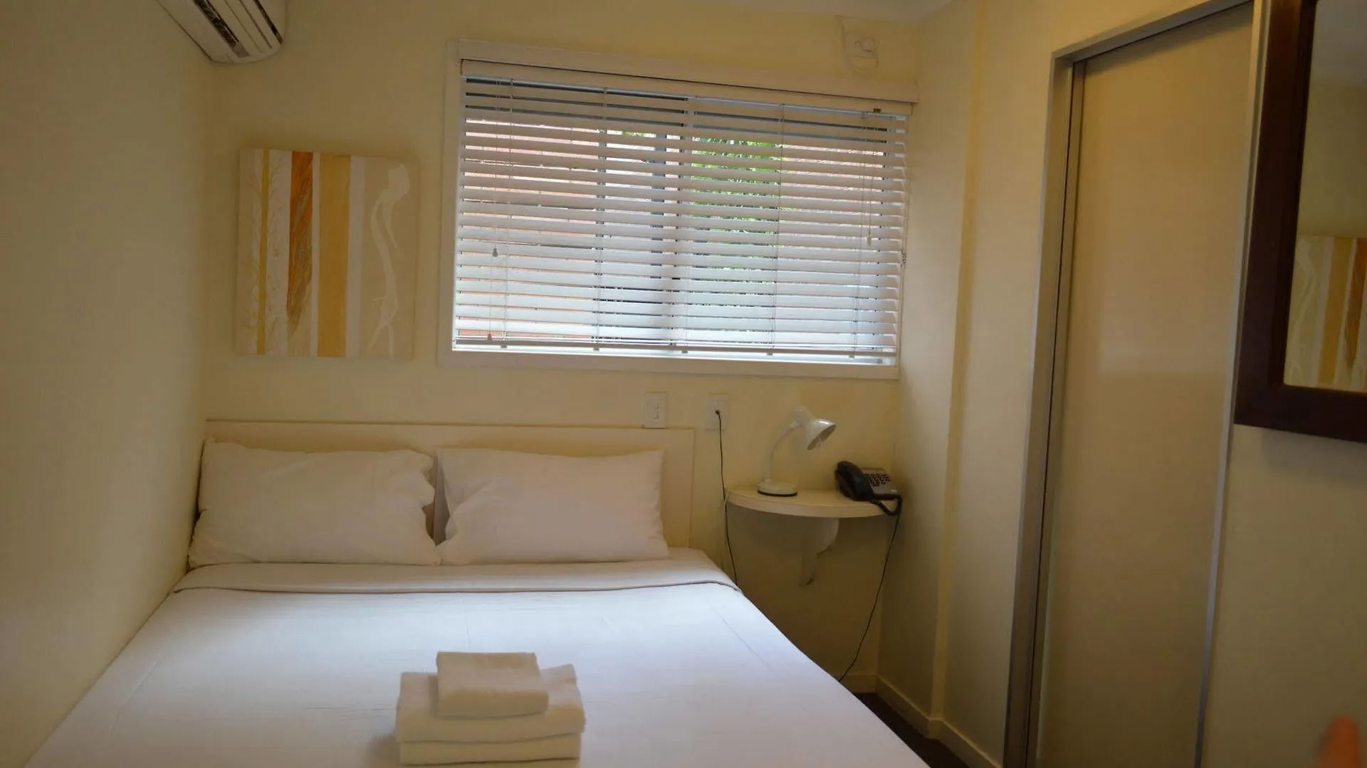 Motel Snooze Inn Fortitude Valley